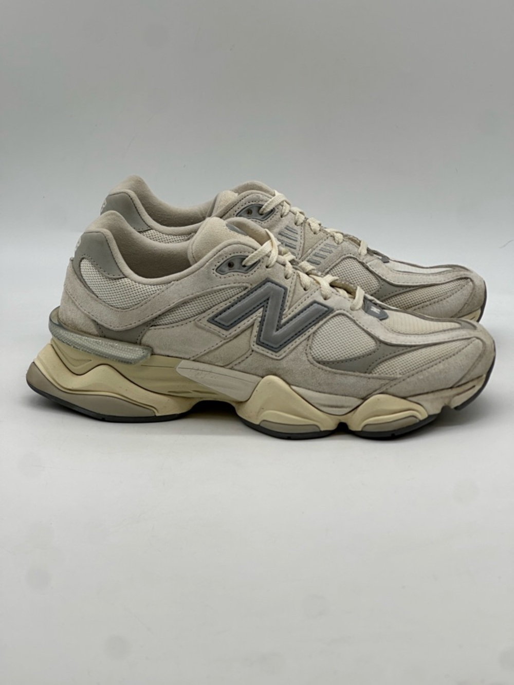 New Balance 9060 Sneakers. Size 10.5